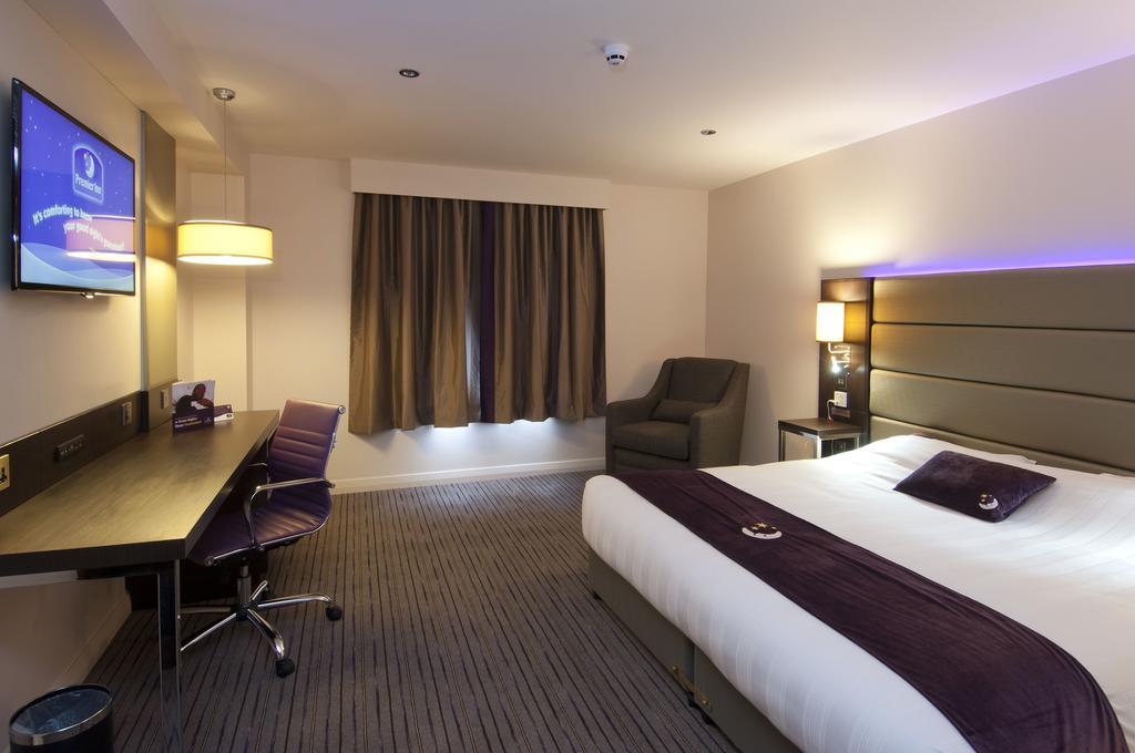 Premier Inn Dundee North Exterior foto